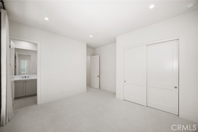 Detail Gallery Image 34 of 60 For 237 Pinnacle, Irvine,  CA 92602 - 4 Beds | 4/1 Baths