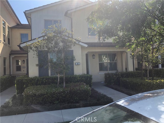 Detail Gallery Image 2 of 10 For 168 Rose Arch, Irvine,  CA 92620 - 3 Beds | 2/1 Baths