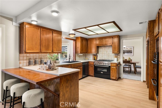 Detail Gallery Image 17 of 71 For 1627 Halsey, Redlands,  CA 92373 - 5 Beds | 3/1 Baths