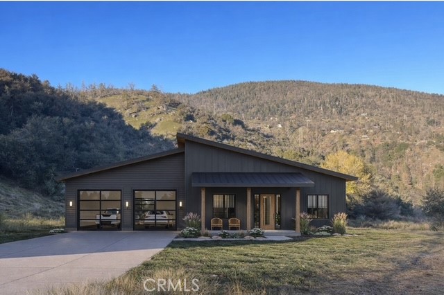 Front Image Thumbnail for CRLG26136338