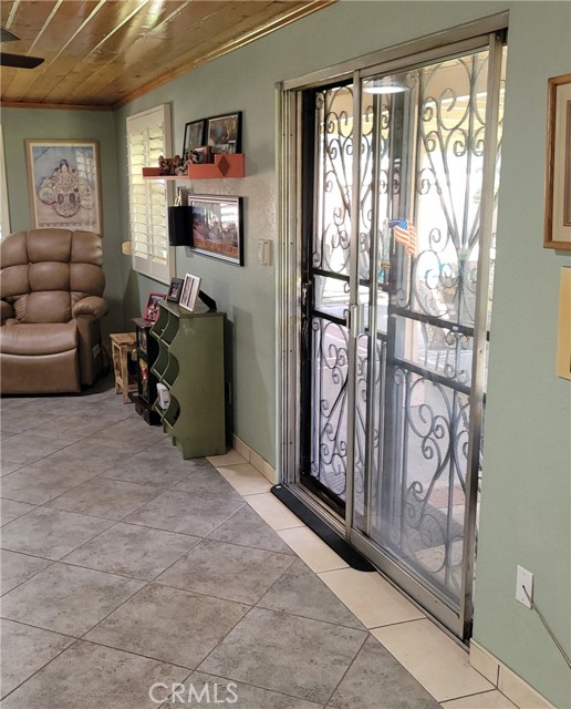 1540 S Shadydale Avenue, West Covina CA: https://media.crmls.org/medias/6f24ca29-4b9b-4f14-b758-48062083d63d.jpg
