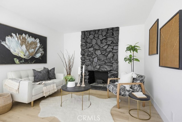 Detail Gallery Image 12 of 48 For 2228 E Nyon Ave, Anaheim,  CA 92806 - 5 Beds | 2/1 Baths