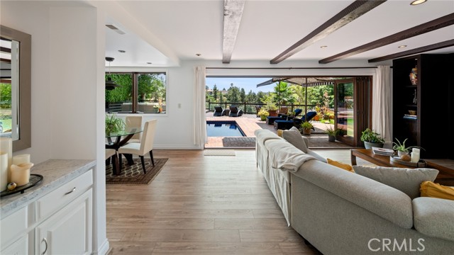 6312 Tahoe Drive, Los Angeles CA: https://media.crmls.org/medias/6f27aa8a-f897-4b92-8fc0-7099945a9b64.jpg