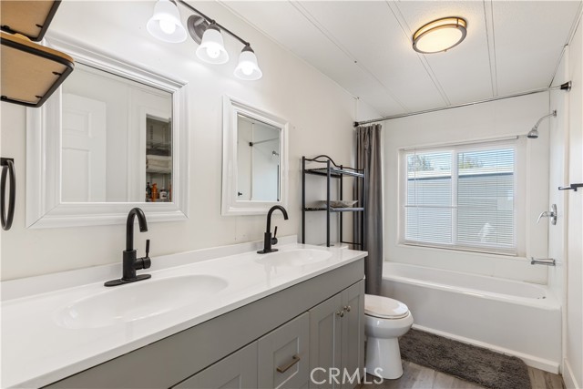 74993 Serrano Drive,  CA: https://media.crmls.org/medias/6f280094-5c7b-478f-af94-73eb47ea7825.jpg