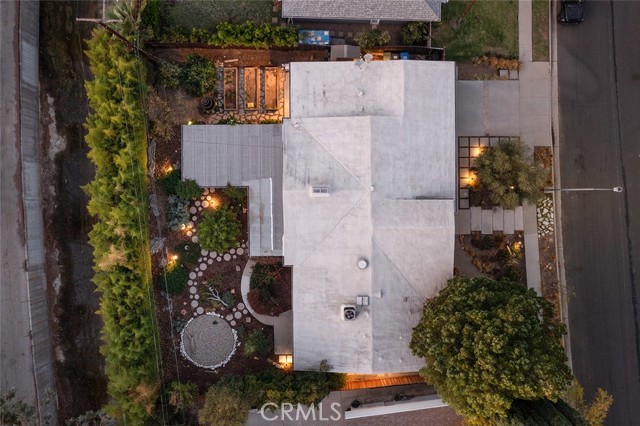 4835 Almidor Avenue, Woodland Hills CA: https://media.crmls.org/medias/6f2b174a-7854-478b-bec0-33985ecb4b1a.jpg