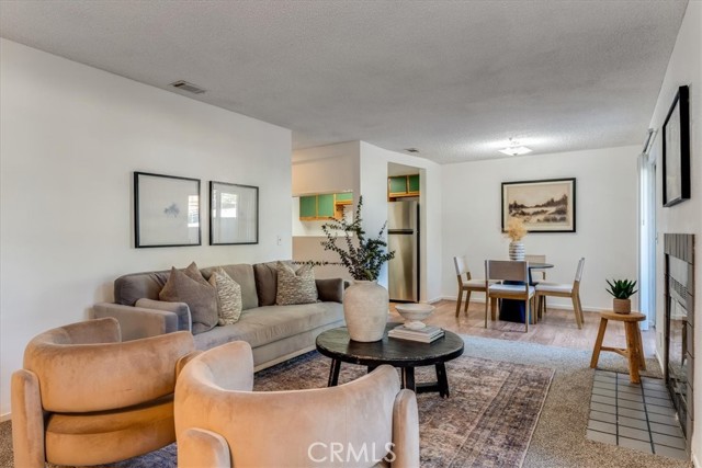 1025 Southwood, San Luis Obispo CA: https://media.crmls.org/medias/6f2b5592-6299-404e-9d08-4d5256d81132.jpg