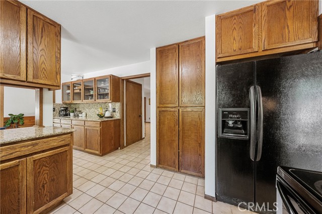 Detail Gallery Image 11 of 56 For 10512 Rosa Trl, Kelseyville,  CA 95451 - 3 Beds | 4 Baths