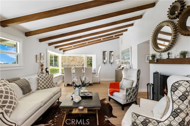 Detail Gallery Image 2 of 70 For 527 Seaward Rd, Corona Del Mar,  CA 92625 - 4 Beds | 3/1 Baths