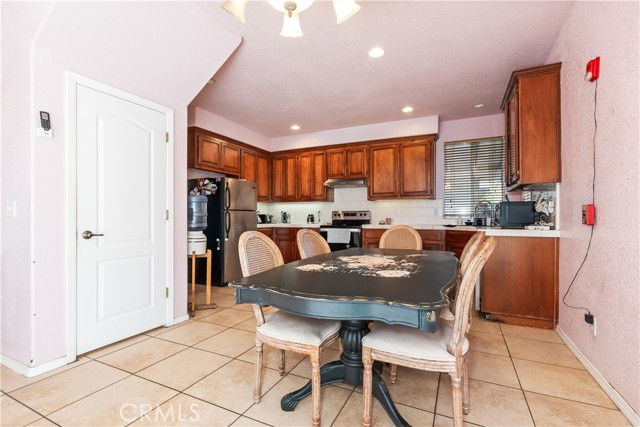 Detail Gallery Image 8 of 31 For 1524 K St, San Miguel,  CA 93451 - – Beds | – Baths