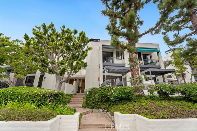 Detail Gallery Image 30 of 33 For 5422 Heron Bay #23,  Long Beach,  CA 90803 - 4 Beds | 3/1 Baths