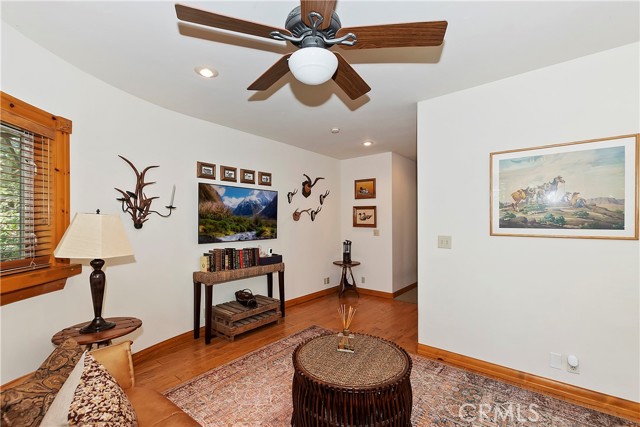 Detail Gallery Image 44 of 58 For 303 N Fairway Dr, Lake Arrowhead,  CA 92352 - 4 Beds | 2/1 Baths