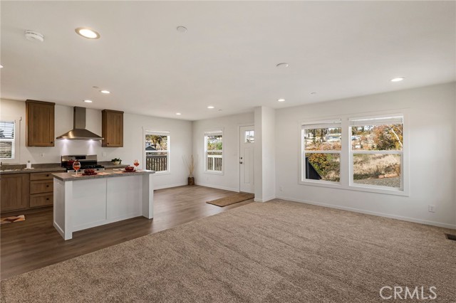 1562 Hemlock Lane, Paradise CA: https://media.crmls.org/medias/6f2dae96-a37d-4f55-bb2e-1c81878c1c88.jpg