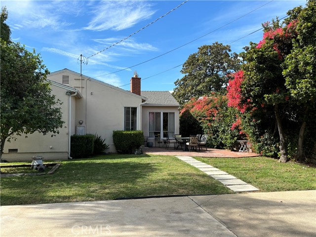 Detail Gallery Image 10 of 22 For 5450 Burnet Ave, Sherman Oaks,  CA 91411 - 3 Beds | 2 Baths