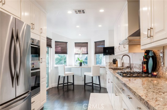 24 Bermuda Court, Manhattan Beach, California 90266, 3 Bedrooms Bedrooms, ,1 BathroomBathrooms,Residential,Sold,Bermuda,SB17026195