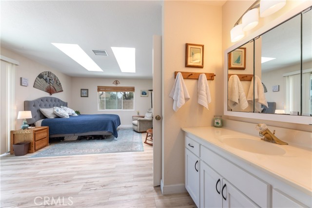 10262 Circulo De Juarez, Fountain Valley CA: https://media.crmls.org/medias/6f2e997a-96bf-483e-8e3b-dc4d26843988.jpg