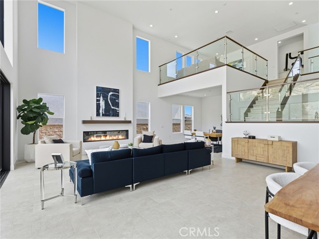 9539 N Andora Avenue, Chatsworth CA: https://media.crmls.org/medias/6f2ecccb-548e-43a5-853c-e32384b13528.jpg