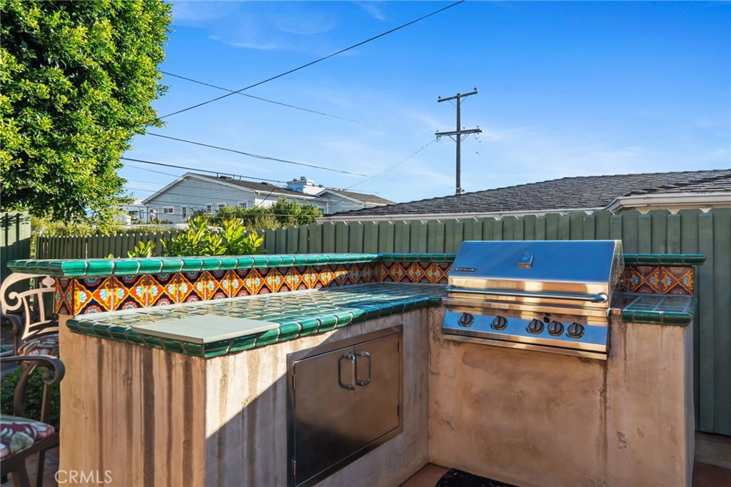 MLS #FR25240886 image #26