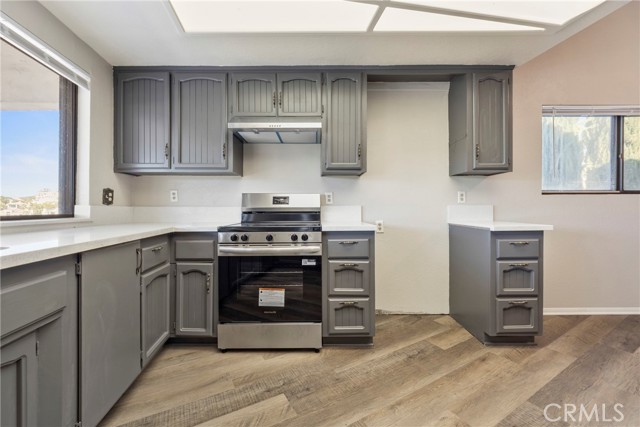 Detail Gallery Image 17 of 73 For 29611 Bonanza, Canyon Lake,  CA 92587 - 5 Beds | 4 Baths