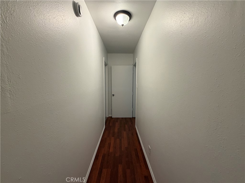 https://media.crmls.org/medias/6f31532d-d0d0-4efd-a491-1c30ee2e64b5.jpg?preset=X-Large
