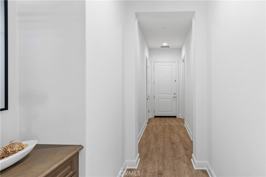 MLS #OC25277279 image #27