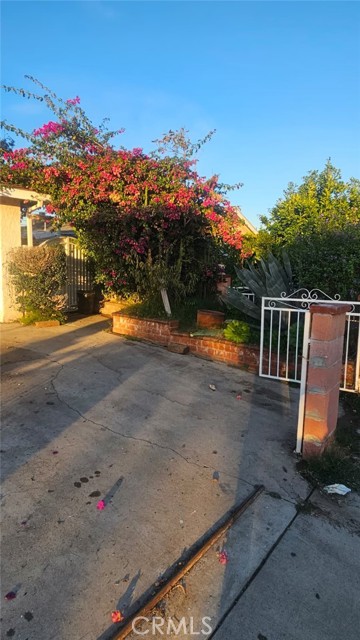 Detail Gallery Image 30 of 34 For 2313 Downie Pl, Santa Ana,  CA 92706 - 4 Beds | 2 Baths