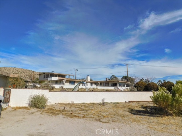 Detail Gallery Image 3 of 55 For 6845 Sage Ave, Yucca Valley,  CA 92284 - 5 Beds | 4 Baths