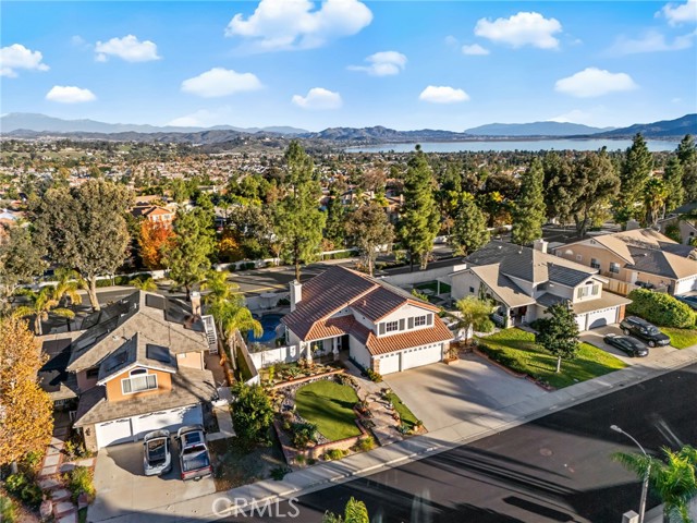 Detail Gallery Image 28 of 32 For 29110 Wayfarer Ln, Lake Elsinore,  CA 92530 - 4 Beds | 2/1 Baths
