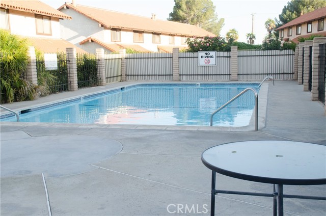 Image 2 for 16760 Green Tree Blvd #18, Victorville, CA 92395