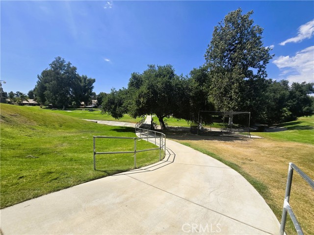Detail Gallery Image 10 of 37 For 26487 Fairway Cir, Newhall,  CA 91321 - 2 Beds | 2 Baths