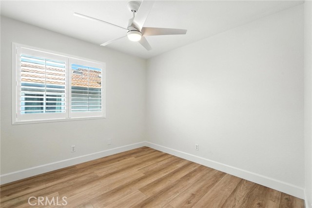 251 Royal Glen Drive, Fallbrook CA: https://media.crmls.org/medias/6f338ebd-b802-4af9-b6b2-16415e8609ed.jpg