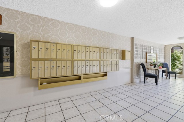 Detail Gallery Image 37 of 50 For 5330 Lindley Ave #305,  Encino,  CA 91316 - 2 Beds | 2 Baths