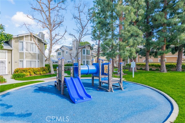 Detail Gallery Image 15 of 20 For 78 Monroe #126,  Irvine,  CA 92620 - 3 Beds | 2/1 Baths