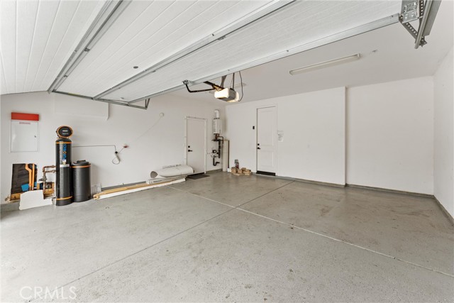 287 Barnes Road, Tustin CA: https://media.crmls.org/medias/6f34db23-dbd7-468c-9582-2a6446602b37.jpg