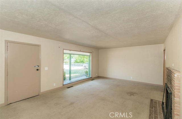 1341 N Fancher Avenue, Fresno, California 93737, 3 Bedrooms Bedrooms, ,1 BathroomBathrooms,Residential,For Sale,1341 N Fancher Avenue,CRFR24216536