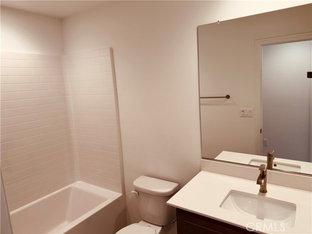 Detail Gallery Image 15 of 16 For 4280 S Malagon Privado, Ontario,  CA 91761 - 3 Beds | 2/1 Baths