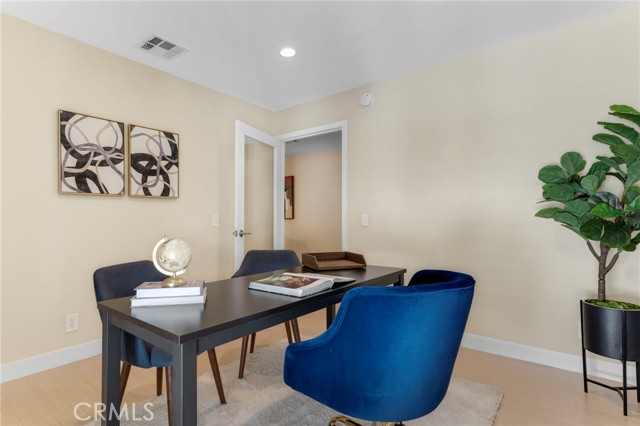 Detail Gallery Image 19 of 34 For 23643 Park Capri #39,  Calabasas,  CA 91302 - 3 Beds | 2 Baths