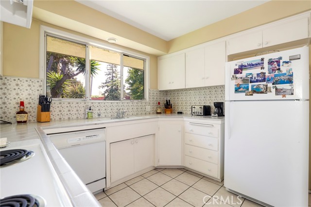 Detail Gallery Image 17 of 34 For 767 S Orange Grove Bld #3,  Pasadena,  CA 91105 - 3 Beds | 2/1 Baths
