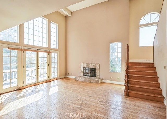 549 Lotus Street, Los Angeles CA: https://media.crmls.org/medias/6f37cf8e-30b6-4fd9-a87e-d06703cd9287.jpg