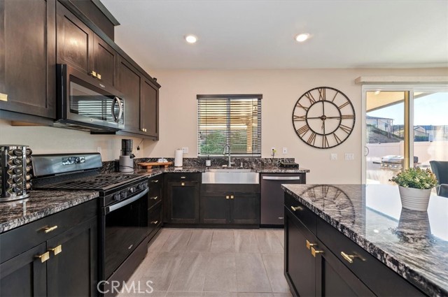 Detail Gallery Image 9 of 32 For 20961 Bison Mesa, Riverside,  CA 92507 - 3 Beds | 2 Baths