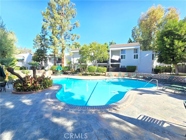 Detail Gallery Image 23 of 31 For 18645 Hatteras St #161,  Tarzana,  CA 91356 - 2 Beds | 1/1 Baths