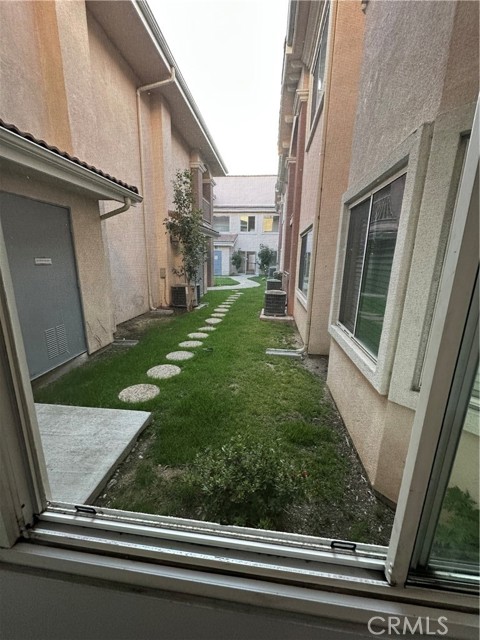 Detail Gallery Image 12 of 31 For 17888 Alburtis #B112,  Artesia,  CA 90701 - 2 Beds | 2 Baths