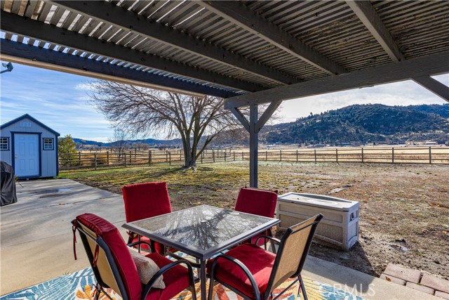 Detail Gallery Image 22 of 29 For 29406 Fawn Way, Tehachapi,  CA 93561 - 3 Beds | 2 Baths