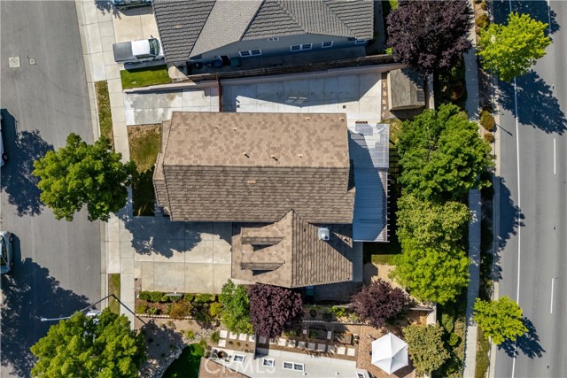 221 Silver Oak Drive, Paso Robles CA: https://media.crmls.org/medias/6f3b68e4-9f99-4b89-96cd-f03d9ca97c0f.jpg