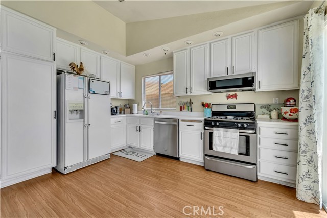 3112 Edwards Avenue, Rosamond CA: https://media.crmls.org/medias/6f3c26e8-0215-4d54-9ee8-ea2bbacf66f5.jpg