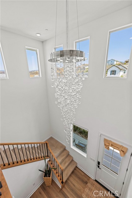 28528 Wildflower Terrace, Castaic CA: https://media.crmls.org/medias/6f3c7c04-e8e5-4c50-911d-f9da0448f97d.jpg