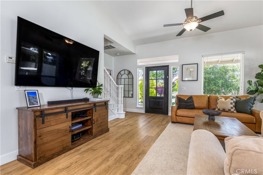 1307 Crown Way