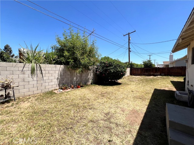 8675 Colorado Avenue, Riverside CA: https://media.crmls.org/medias/6f3d43fd-1cb1-400d-8458-38ae9400204a.jpg
