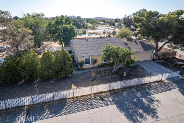 41125 179th E Street, Lancaster CA: https://media.crmls.org/medias/6f3ec8ab-ce01-404d-9fa9-fb0deb2692b1.jpg