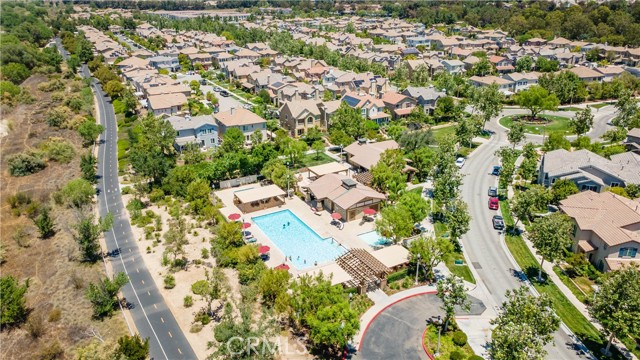 27531 Sunny Creek Drive, Valencia CA: https://media.crmls.org/medias/6f3f52ee-6e39-474a-8df3-32c6b0d93614.jpg