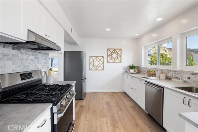 Detail Gallery Image 24 of 53 For 21703 Ocean Vista Dr #204,  Laguna Beach,  CA 92651 - 3 Beds | 2 Baths